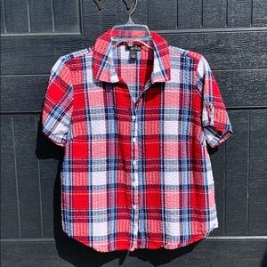 Plaid button up shirt sleeve shirt